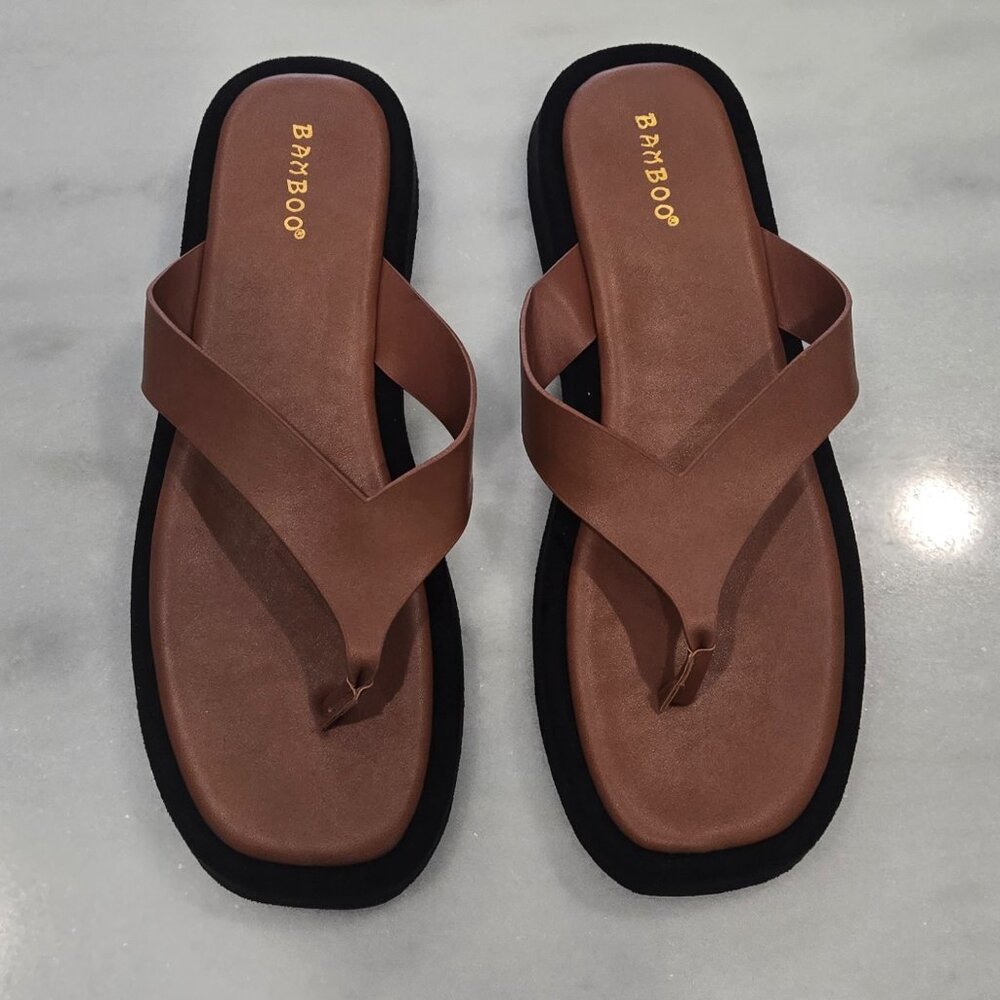 Bamboo - Mayven - Chestnut  - Print Platform Sandals - Size 10 - NIB